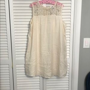 Linen Dress with Lace Detail